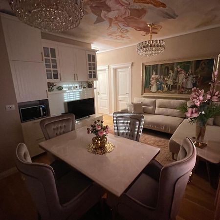 Deoni Apartment Luxury Tiranë Ngoại thất bức ảnh