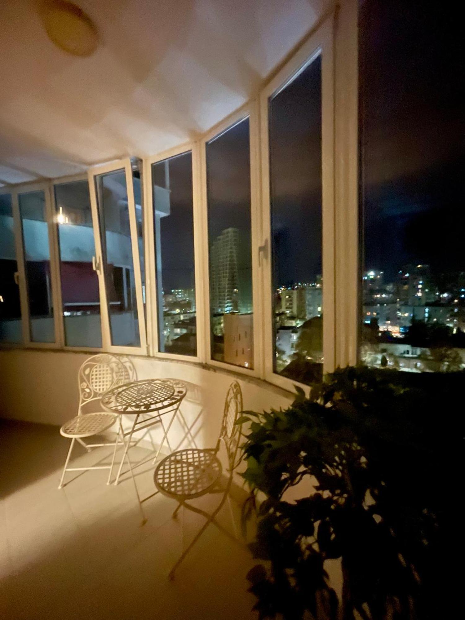 Deoni Apartment Luxury Tiranë Ngoại thất bức ảnh