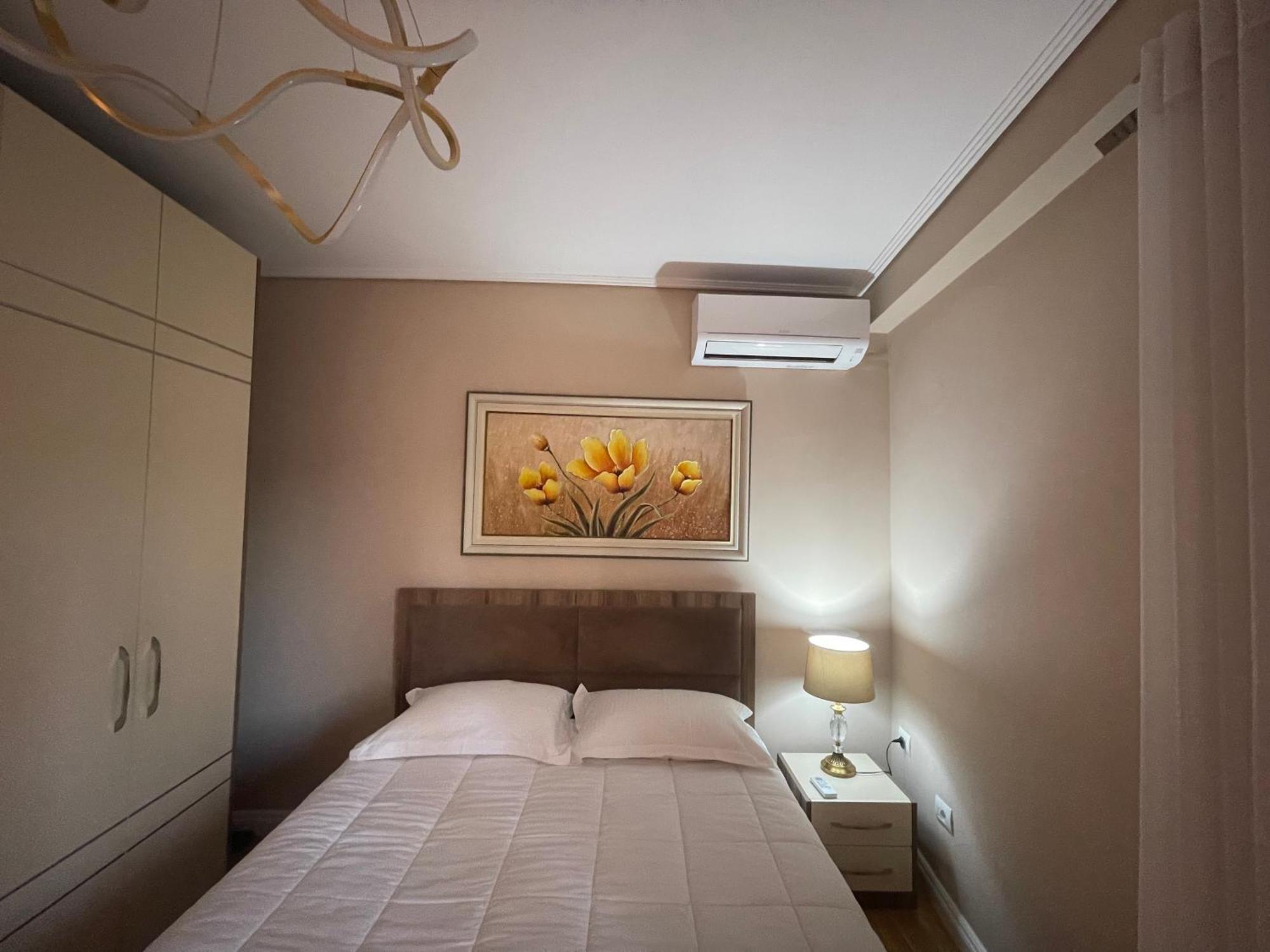 Deoni Apartment Luxury Tiranë Ngoại thất bức ảnh